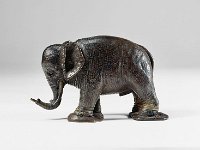 Bro 154  Bro 154, Elefant von einem Brunnen, Hans Reisinger (um 1535-1604) (?) mit Marx Labenwolf d. J. (1561-1591) (?), Augsburg, letztes Drittel 16. Jahrhundert, H. 9,6 cm, L. 14,5 cm